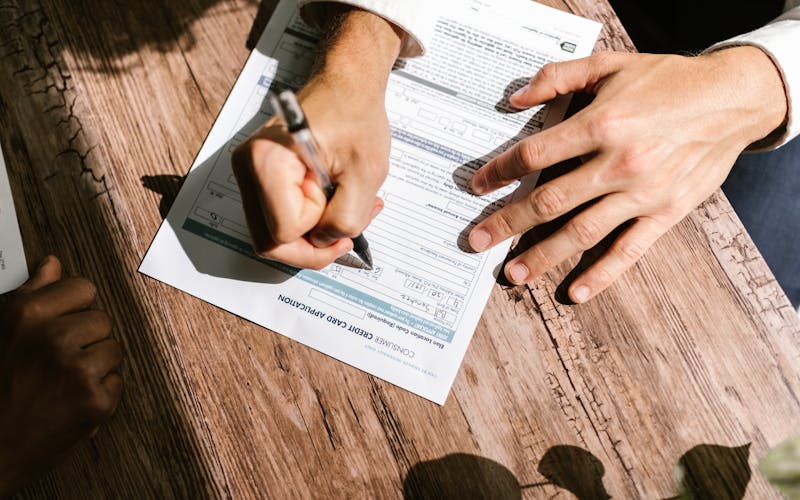 How to Get a Credit Card With No Credit History